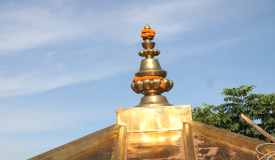 Finial Installed on Brahma Temple