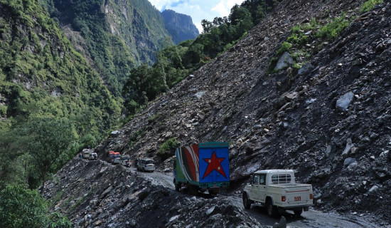 Transport obstructed along Beni–Jomsom–Korala road