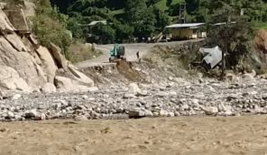 Temporary road being constructed on damaged BP Highway