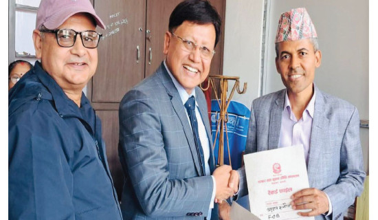 Airee bowls Nepal to thrilling win over UAE