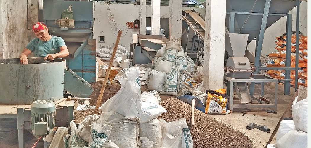 Dubai-returned entrepreneur runs fertiliser factory