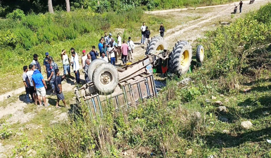 Three killed in tractor accident