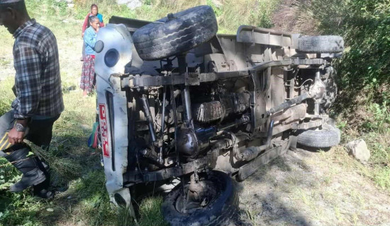 Four injured in Dolakha road mishap