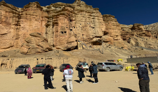 Visitors flock to Mustang's Jong Cave