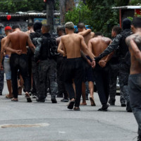 Gaza children searching for food to keep families alive