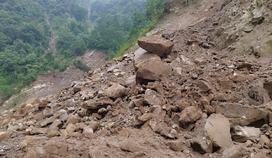 Bareng-Shantipur road awaits up-gradation
