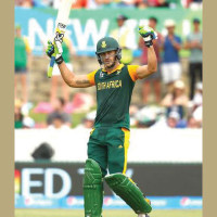 Benzema draws level with Raúl