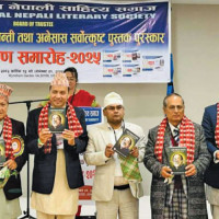 3 dead, more than 800 people injured in Iran earthquake