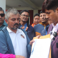 Government has stock of food grains that can sustain three month demand