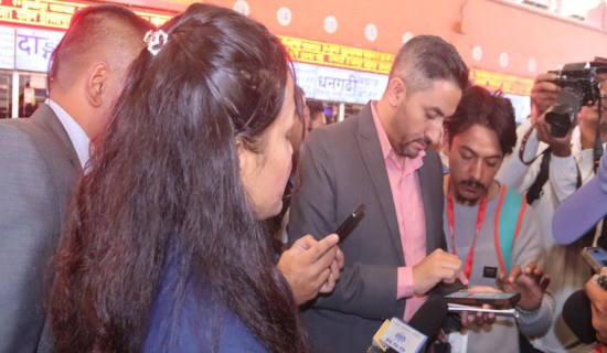 Free Wi-Fi in public places and remote areas: Communications Minister