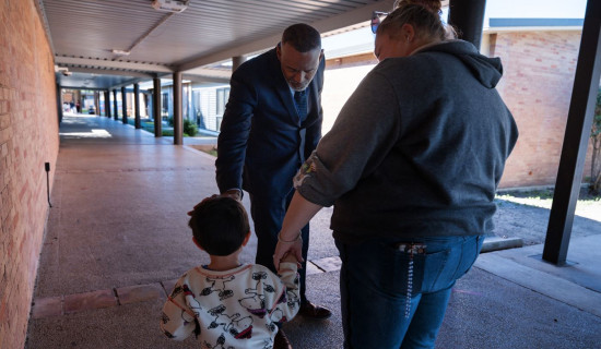 Shutdown hurts schools relying on federal budget