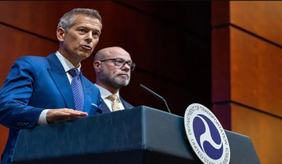 US to cut flights at 40 airports if shutdown doesn't end, transportation secretary warns