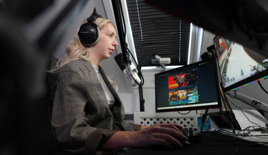 Footballers protest at ANFA over irregular top-tier league