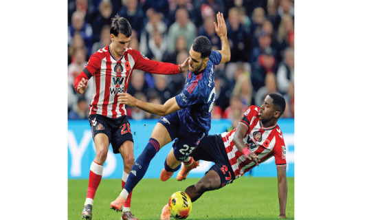 Arsenal winning run ends in Sunderland draw