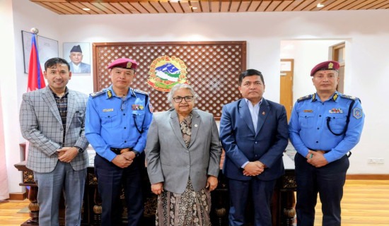 Farewell meeting held between PM Karki and IGP Khapung