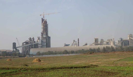 Two cement factories pay first instalment of electricity tariff