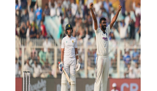 Bumrah shines as India skittles South Africa for 159 on Day 1