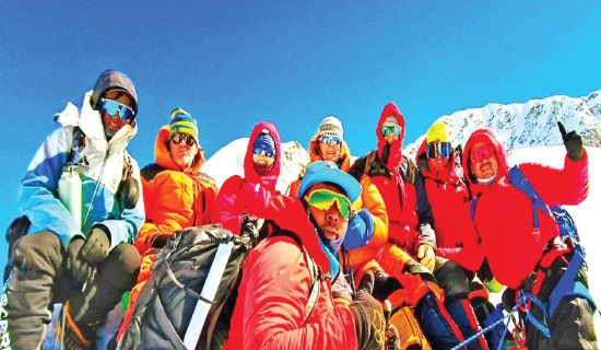 Int'l mountaineers climb Mt. Jugal