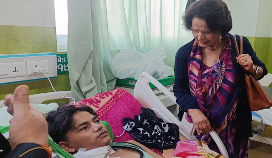 Health Minister meets with injured of Gen Z revolt