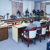 6 dead, 17 missing in Armenian shopping center blast