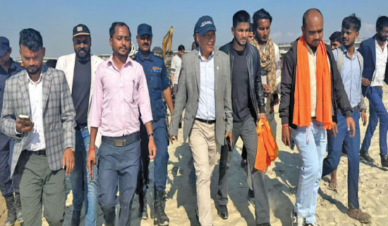 There are no factions in  UML: Oli