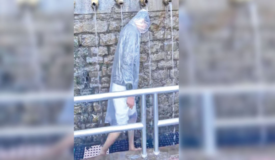 Umbrella, plastic and raincoats banned  in Muktinath springs