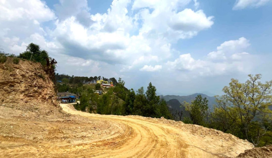Simaltari-Sautamare-Machhi road  left abandoned
