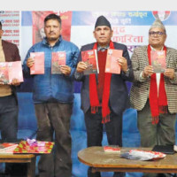 Piastri takes pole for Qatar GP sprint, Norris third, Verstappen sixth