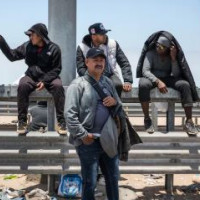 Piastri takes pole for Qatar GP sprint, Norris third, Verstappen sixth