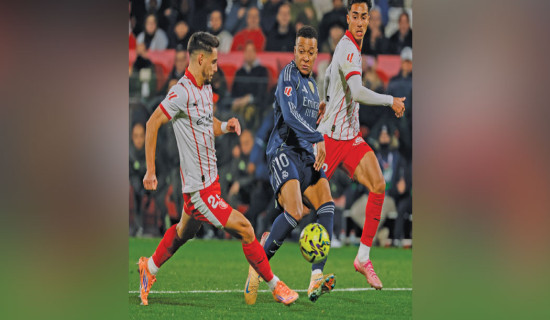 Madrid title hopes dented at Girona