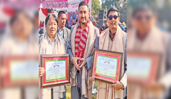 Nepalgunj correspondent Khan feted