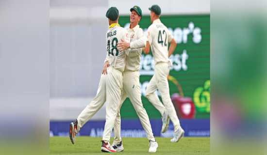 Australia crush England by eight wickets for 2-0 Ashes lead