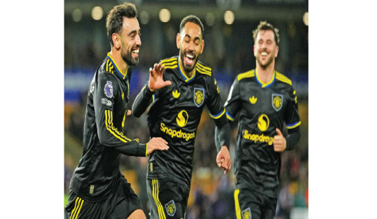 Man Utd back on track after Fernandes inspires Wolves rout