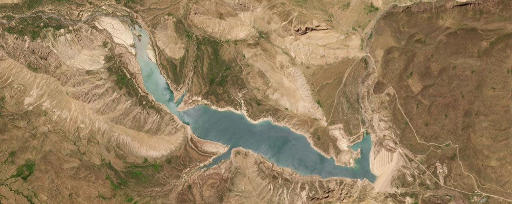 Autumn rain hits Tehran, drought endures