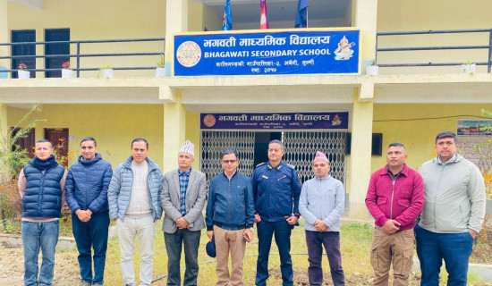 Polling stations monitoring begins