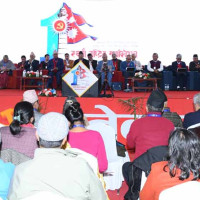 Police rescue four people stuck in escarpment en –route to temple