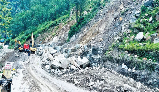 Tatopani border road reopens after agreement