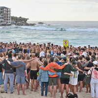 Top leaders discuss measures to end parliamentary deadlock