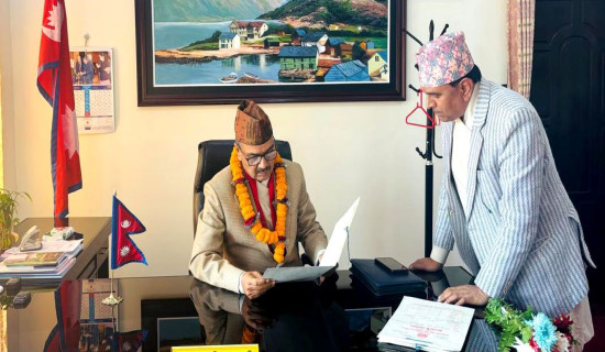 Minister Bhandari directs agencies under Ministry to work in result-oriented way