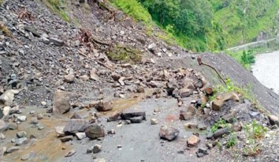 Pokhara-Baglung road traffic obstructed