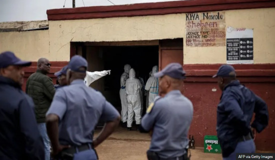 Ambassador Maeda encourages Japanese scholarship students