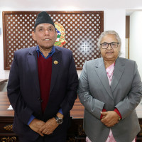 No Gurans, no tourists in Hile