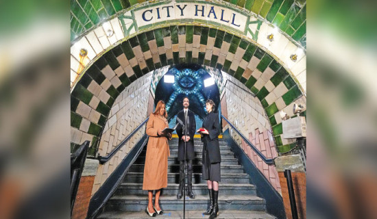 Mamdani sworn as New York City mayor at subway station