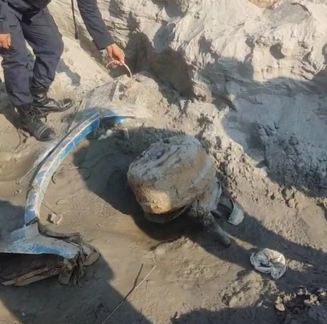 Bus wreckage found in Trishuli; suspected to be the bus missing from Simaltal