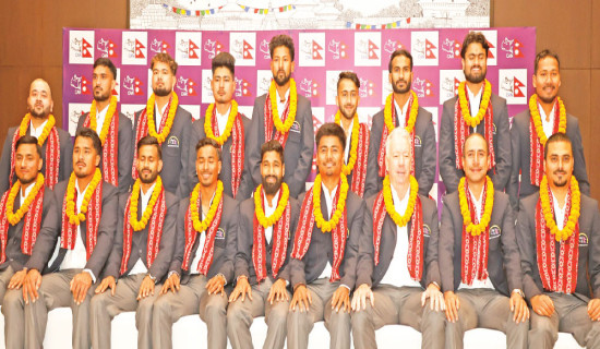 Editor's Society Nepal honours senior, active journalists