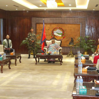 Three NA members resign