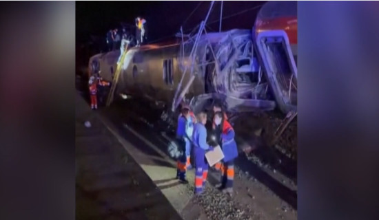 High-speed train collision in Spain kills at least 39