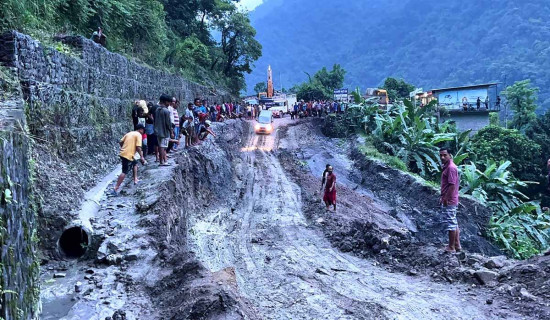 Obstructed Palpa-Butwal road resumes