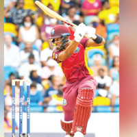 Rains lash India, Pakistan, thousands evacuated