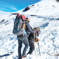 UK leader’s China trip balances trade, security